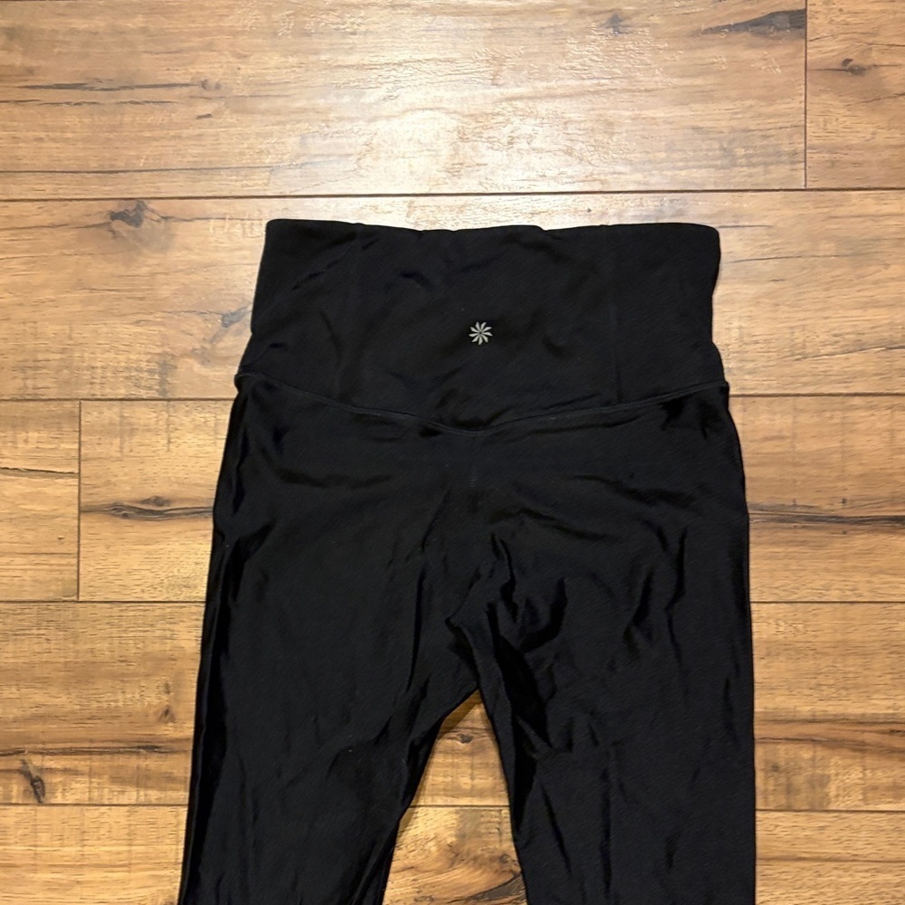 Athleta Elation Shine Leggings in Black - Picture 3 of 3
